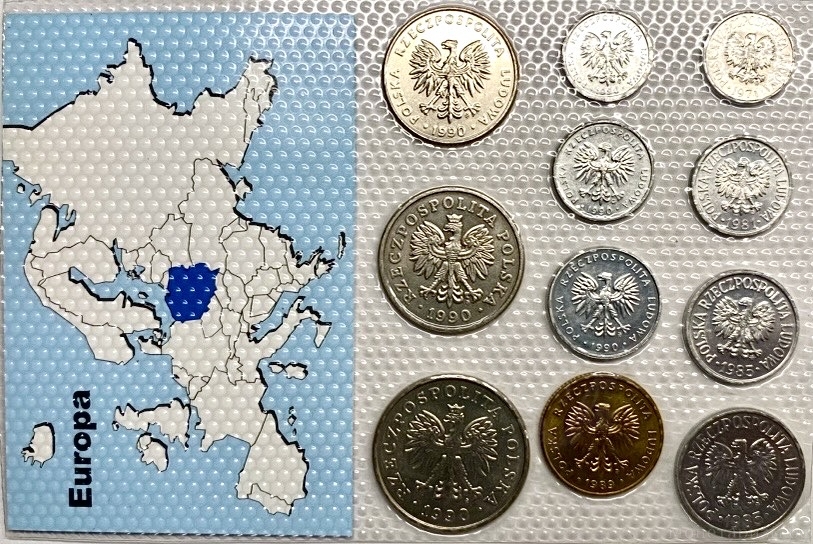 Набор из 11 монет 1971-1990 год в запайке с описанием страны.Польша.UNC.